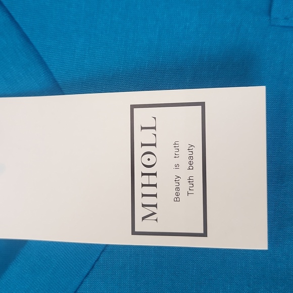 MIHOLL. Turquoise Blue V-Neck Cuffed Short Sleeve Tee Shirt - L - Picture 4 of 8